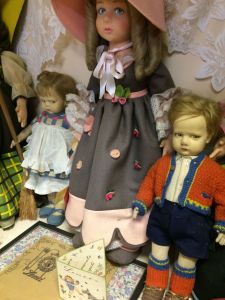 Italian Lenci dolls 